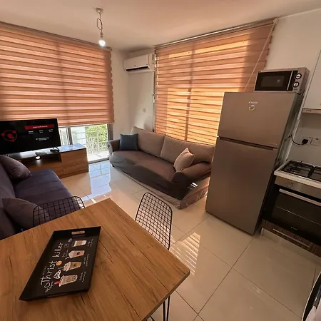 Kyrenia Center Penthouse Girne