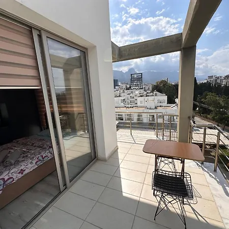 Kyrenia Center Penthouse Girne