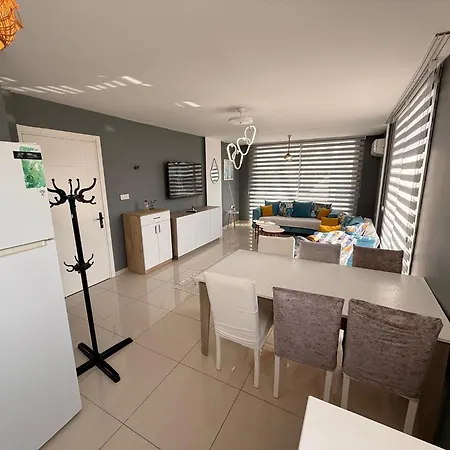 Appartement Kyrenia Center Penthouse Girne